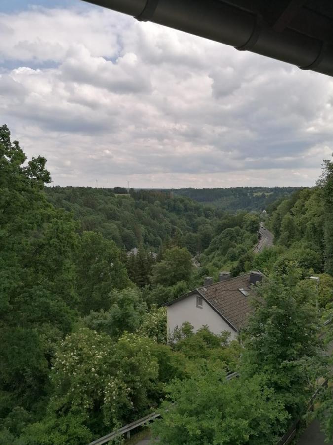 Motel Jeje Und Anna'S Eifel Haus Monschau Exterior foto